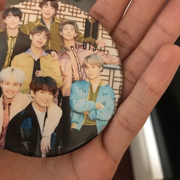 complete 6  BTS RM LOMO CARDS and ot7 pin - Picture 9 of 11